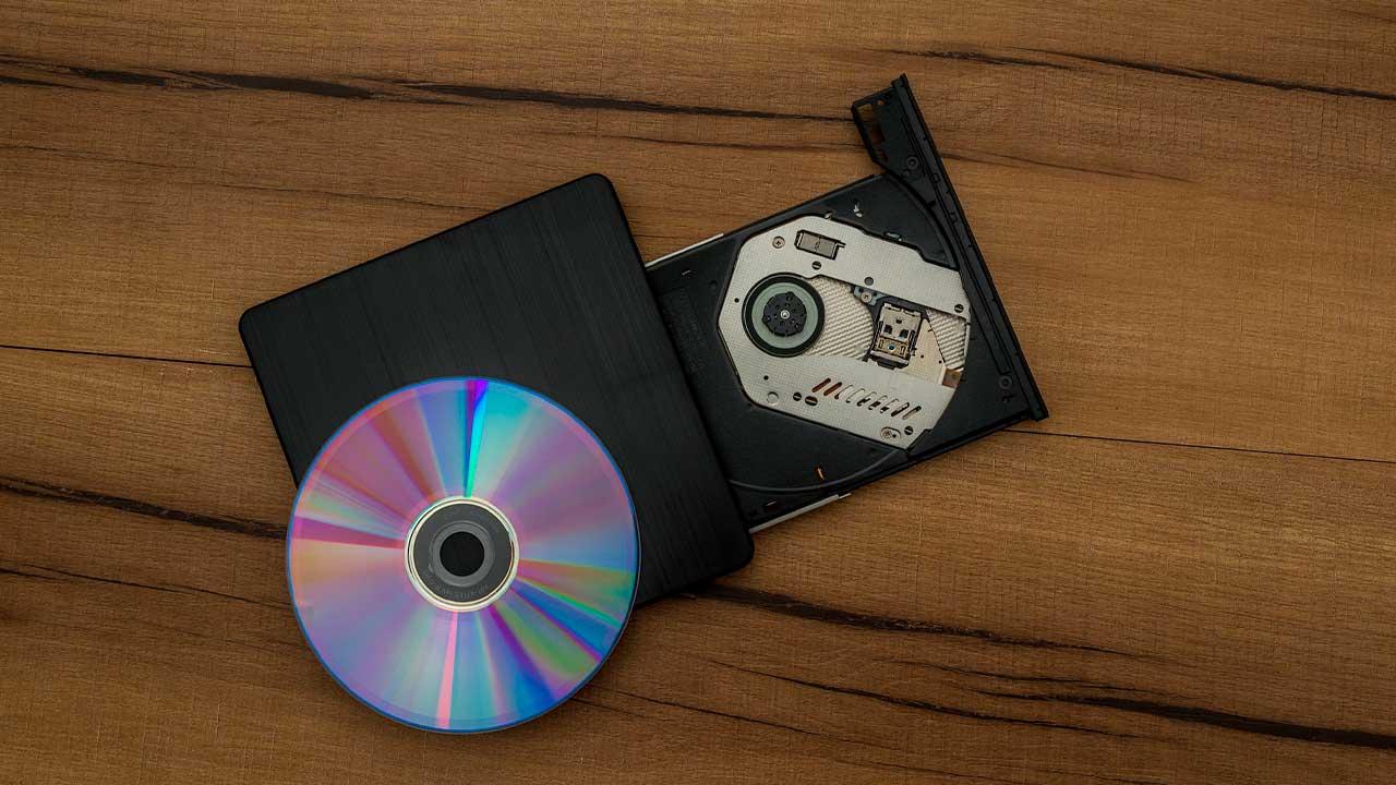 Burning your own CDs isn't difficult